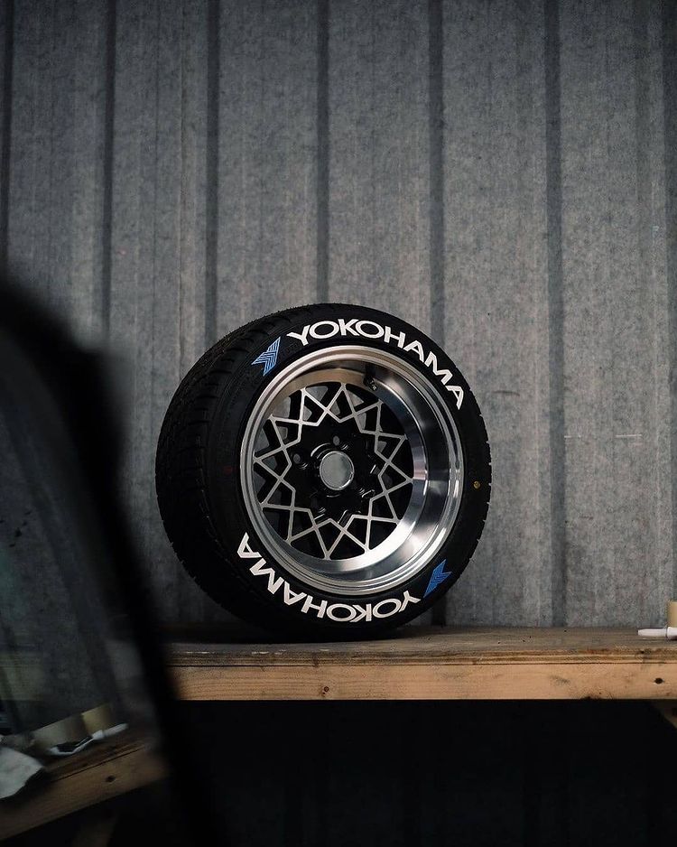 YOKOHAMA Tyre Stickers Kit
