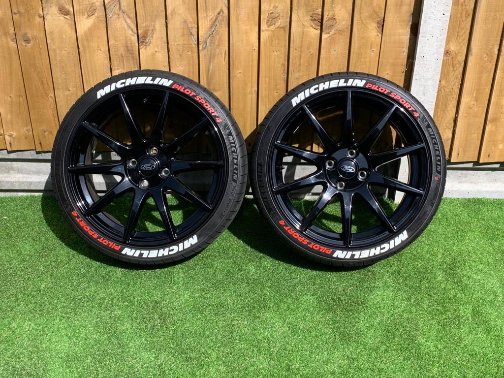 MICHELIN Pilot Sport 4 Reifenaufkleber