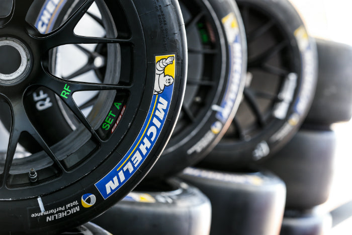 Bedrucktes Michelin Total Performance-Reifenaufkleber-Set
