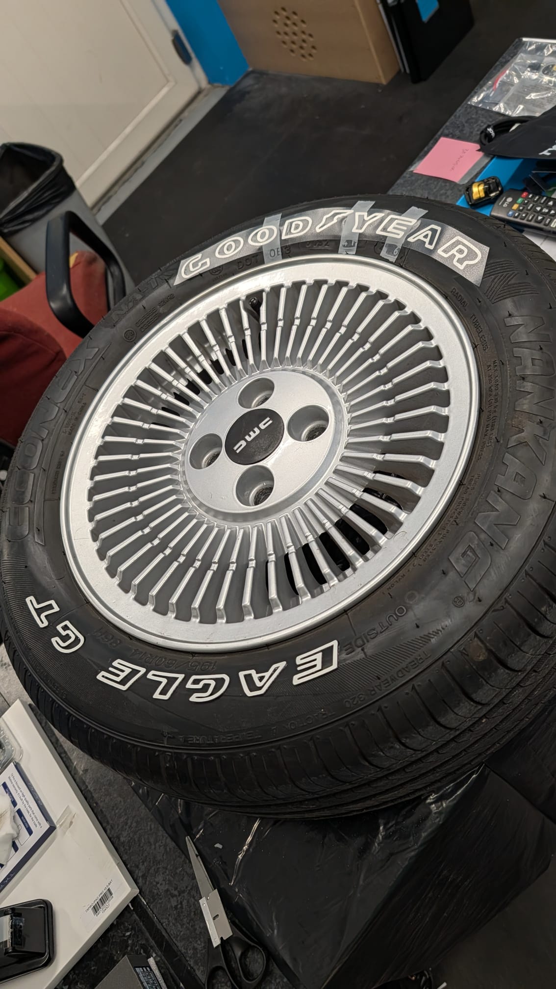 Goodyear Eagle GT [Outlined] Tyre Stickers Kit (Back To The Future DeLorean)