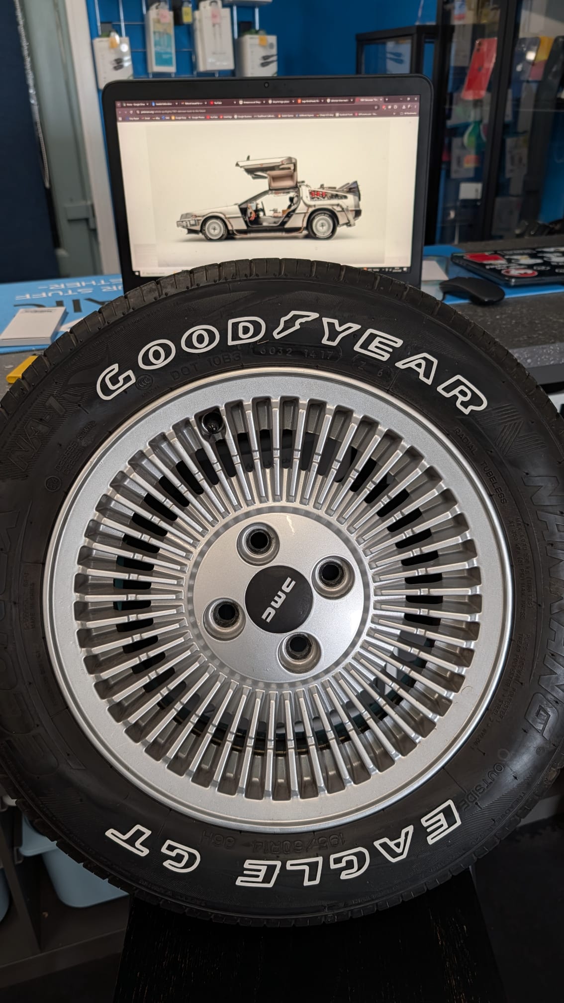 Goodyear Eagle GT [Outlined] Tyre Stickers Kit (Back To The Future DeLorean)