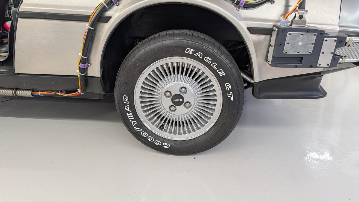 Goodyear Eagle GT [Outlined] Tyre Stickers Kit (Back To The Future DeLorean)