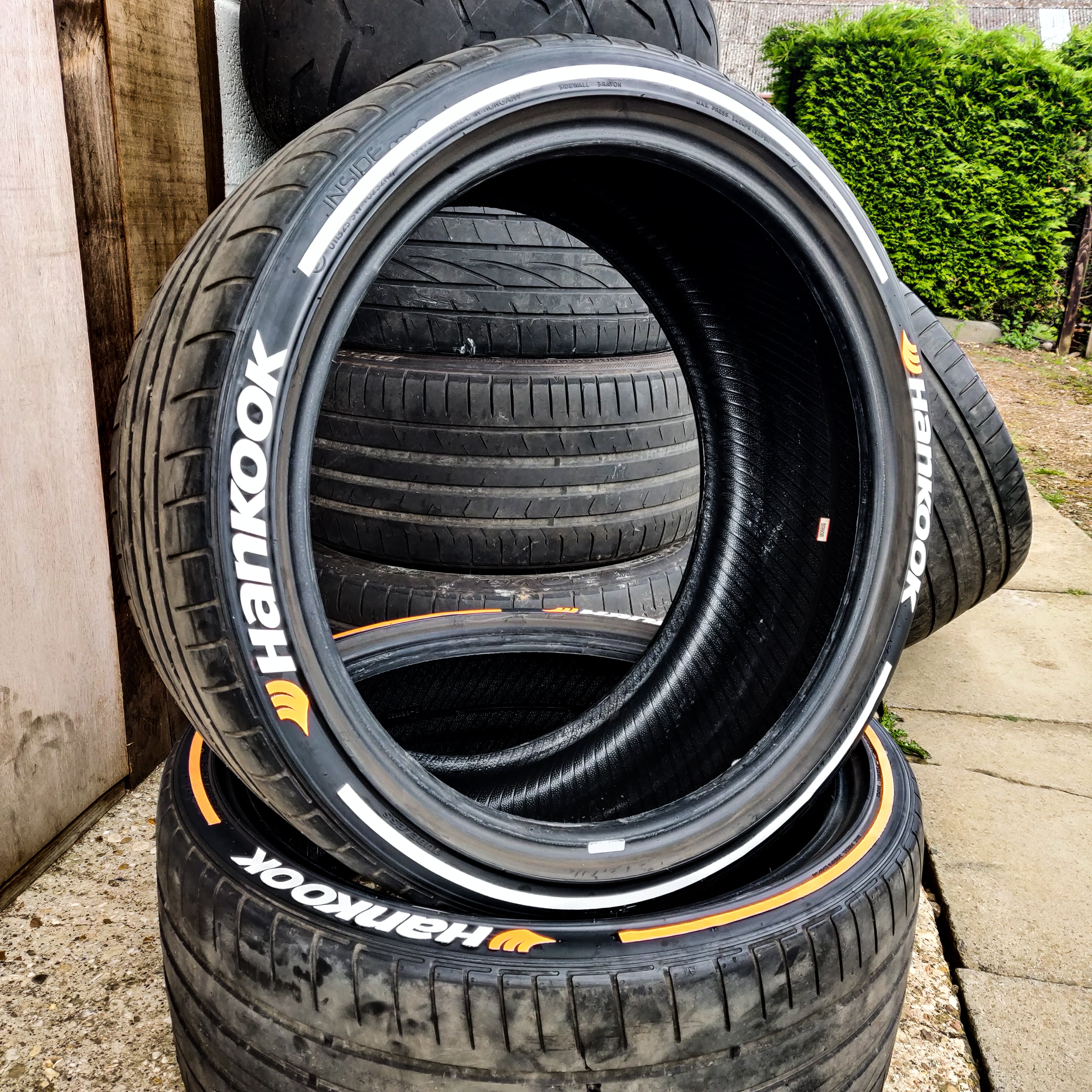 HANKOOK Tyre Stickers Kit – Tyre Wall Stickers